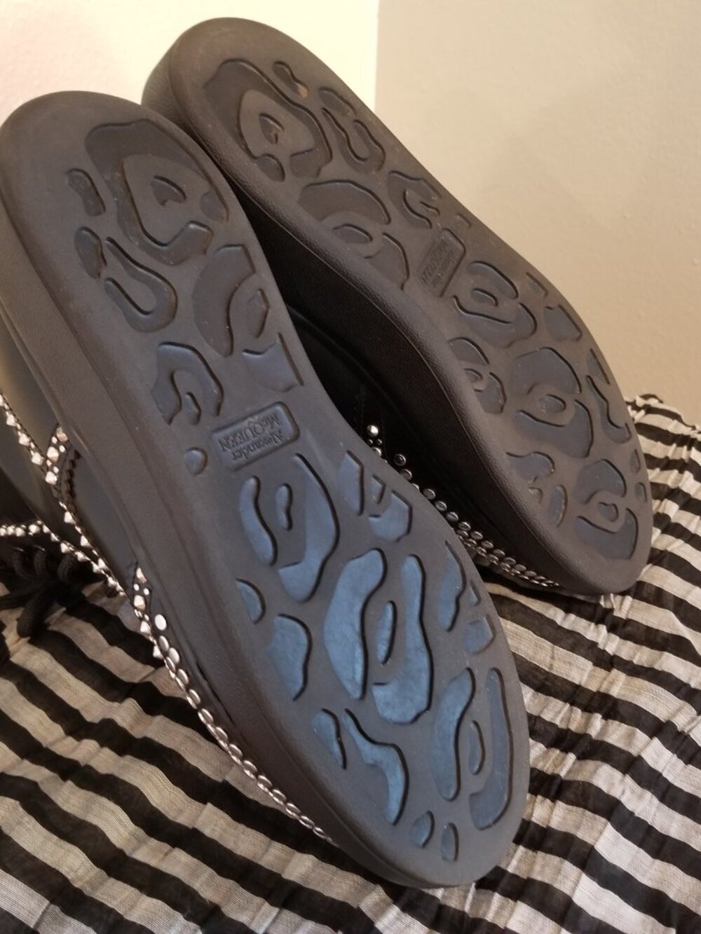 Alexander McQueen Studded Leather Platform Combat Boots size 8.5 - Picture 11 of 16